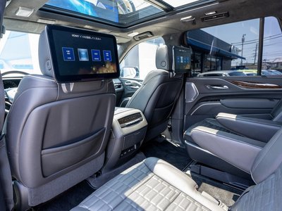 صورة مصغرة 23 لـ 2022 Cadillac ESCALADE