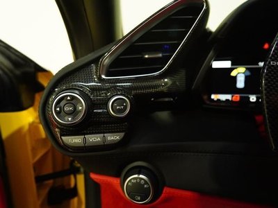 2016 Ferrari 488 GTB — миниатюра 26