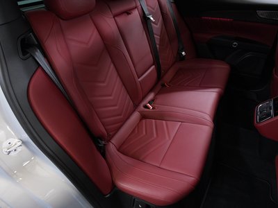 صورة 32 لـ 2023 Maserati GRECALE