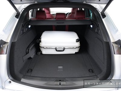 صورة 19 لـ 2023 Maserati GRECALE