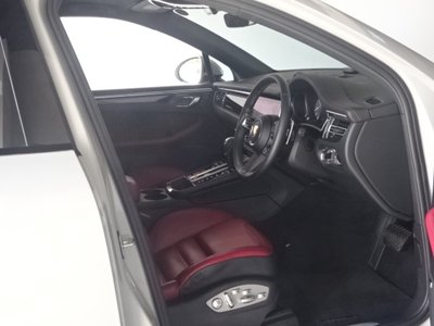 صورة مصغرة 14 لـ 2023 Porsche MACAN
