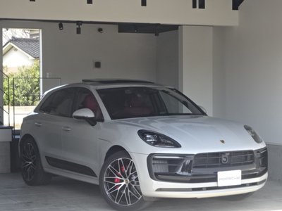صورة مصغرة 3 لـ 2023 Porsche MACAN