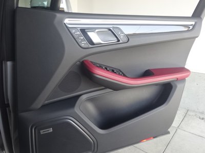 صورة مصغرة 25 لـ 2023 Porsche MACAN