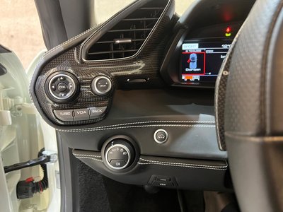 2019 Ferrari 488 SPIDER 缩略图 42
