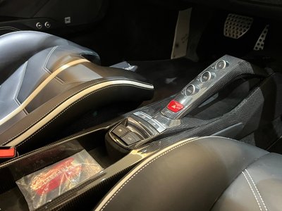 2019 Ferrari 488 SPIDER 缩略图 51