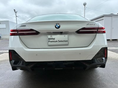 2025 BMW 5 SERIES thumbnail 28