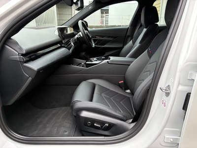 2025 BMW 5 SERIES photo 2