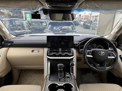 2023 Toyota LAND CRUISER 300 — фото 37