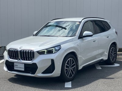 2024 BMW X1 photo 1