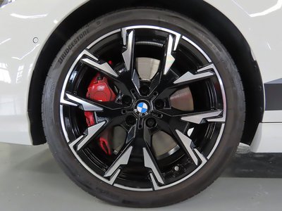 2025 BMW 1 SERIES thumbnail 24