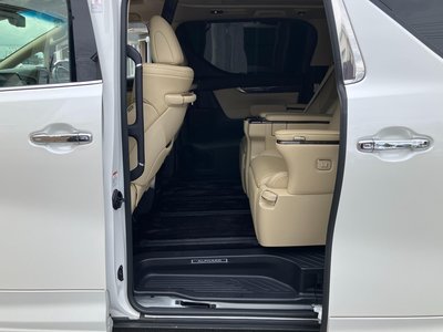 صورة 53 لـ 2022 Toyota ALPHARD