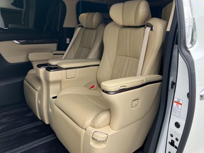 صورة 54 لـ 2022 Toyota ALPHARD