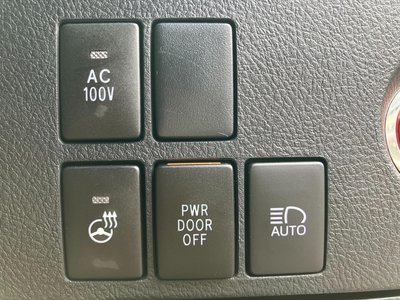 صورة 30 لـ 2022 Toyota ALPHARD