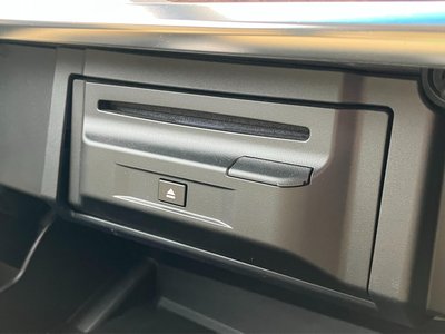 صورة 36 لـ 2022 Toyota ALPHARD