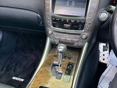 2010 Lexus IS CONVERTIBLE — фото 22