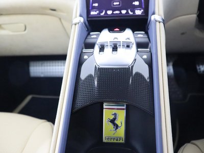 2024 Ferrari ROMA SPIDER 照片 16