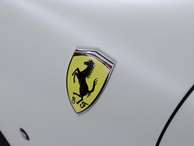 2024 Ferrari ROMA SPIDER 照片 12