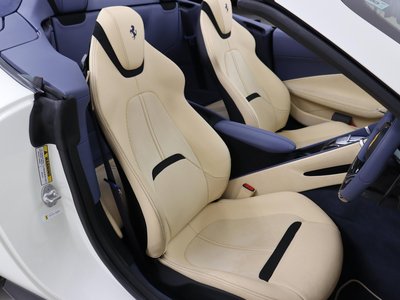 2024 Ferrari ROMA SPIDER 照片 20