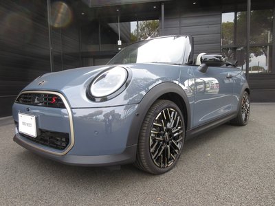 صورة 7 لـ 2025 MINI COOPER CONVERTIBLE