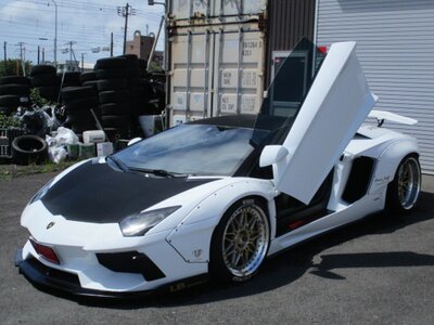 صورة 26 لـ 2012 Lamborghini AVENTADOR
