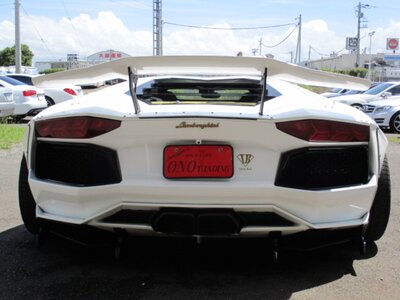 صورة 37 لـ 2012 Lamborghini AVENTADOR