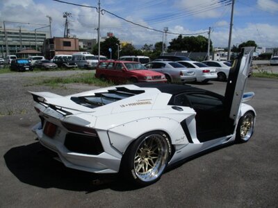 صورة 40 لـ 2012 Lamborghini AVENTADOR