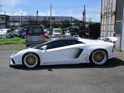 صورة 29 لـ 2012 Lamborghini AVENTADOR