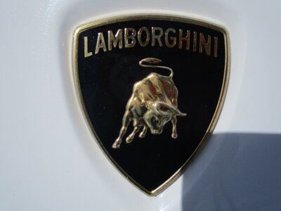 صورة 34 لـ 2012 Lamborghini AVENTADOR
