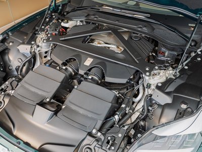 2025 Aston Martin DB12 VOLANTE 缩略图 37