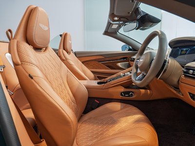 2025 Aston Martin DB12 VOLANTE 缩略图 29