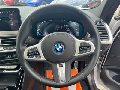 2023 BMW IX3 thumbnail 18