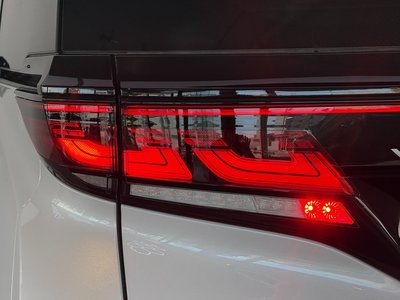 صورة 33 لـ 2026 Toyota VELLFIRE