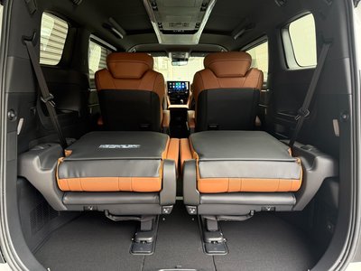 صورة 74 لـ 2026 Toyota VELLFIRE