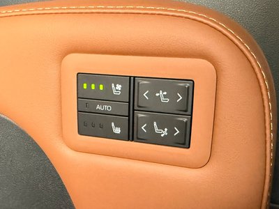 صورة 43 لـ 2026 Toyota VELLFIRE