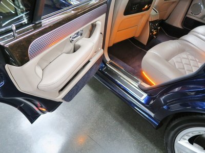 2004 Bentley ARNAGE thumbnail 36