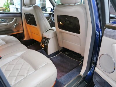 2004 Bentley ARNAGE thumbnail 33