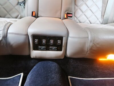 2004 Bentley ARNAGE thumbnail 44