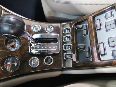 2004 Bentley ARNAGE thumbnail 54