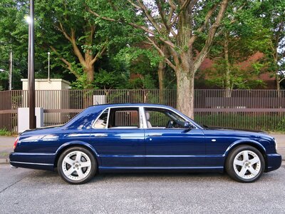 2004 Bentley ARNAGE thumbnail 69
