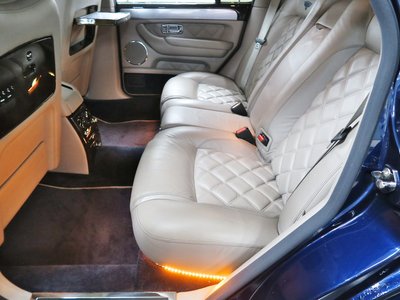 2004 Bentley ARNAGE thumbnail 37