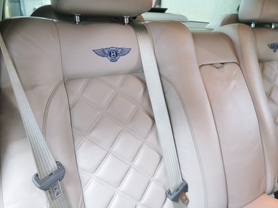 2004 Bentley ARNAGE thumbnail 31