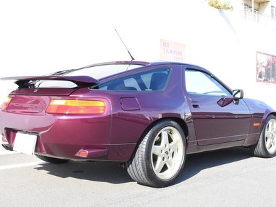 1991 Porsche 928 缩略图 3