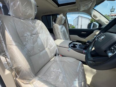 صورة 41 لـ 2025 Toyota LAND CRUISER 300