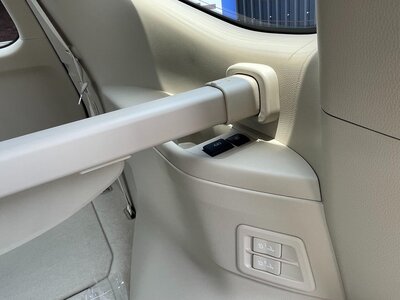 صورة 49 لـ 2025 Toyota LAND CRUISER 300
