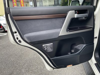 صورة مصغرة 53 لـ 2017 Toyota LAND CRUISER 200
