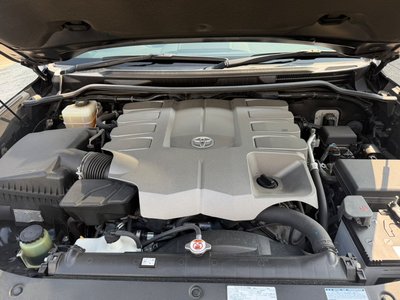 2017 Toyota LAND CRUISER 200 照片 8