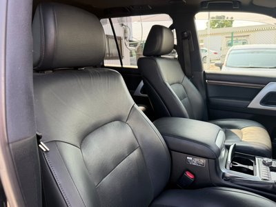 2017 Toyota LAND CRUISER 200 照片 36