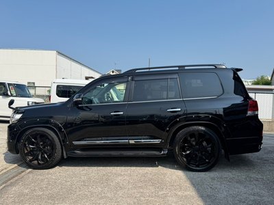 2017 Toyota LAND CRUISER 200 照片 18