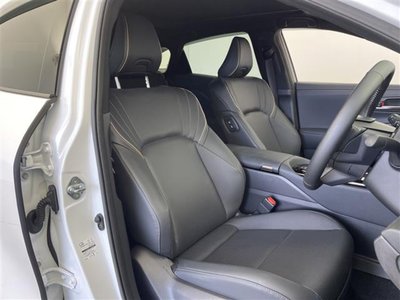 صورة 41 لـ 2024 Toyota CROWN SPORT