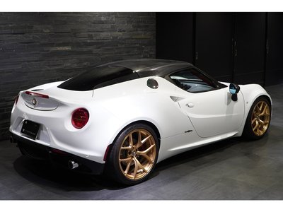 صورة 7 لـ 2015 ALFA Romeo 4C